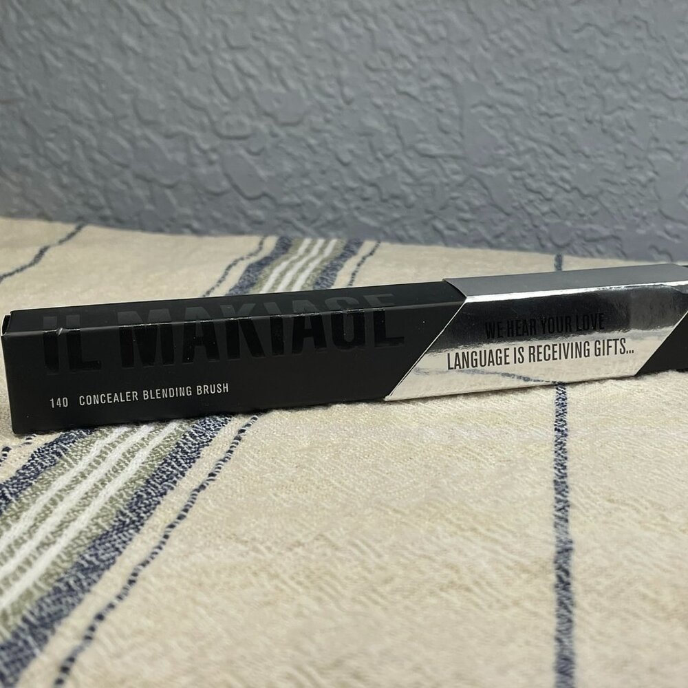 IL MAKIAGE Concealer Blending Brush #140 – Brand New in Box